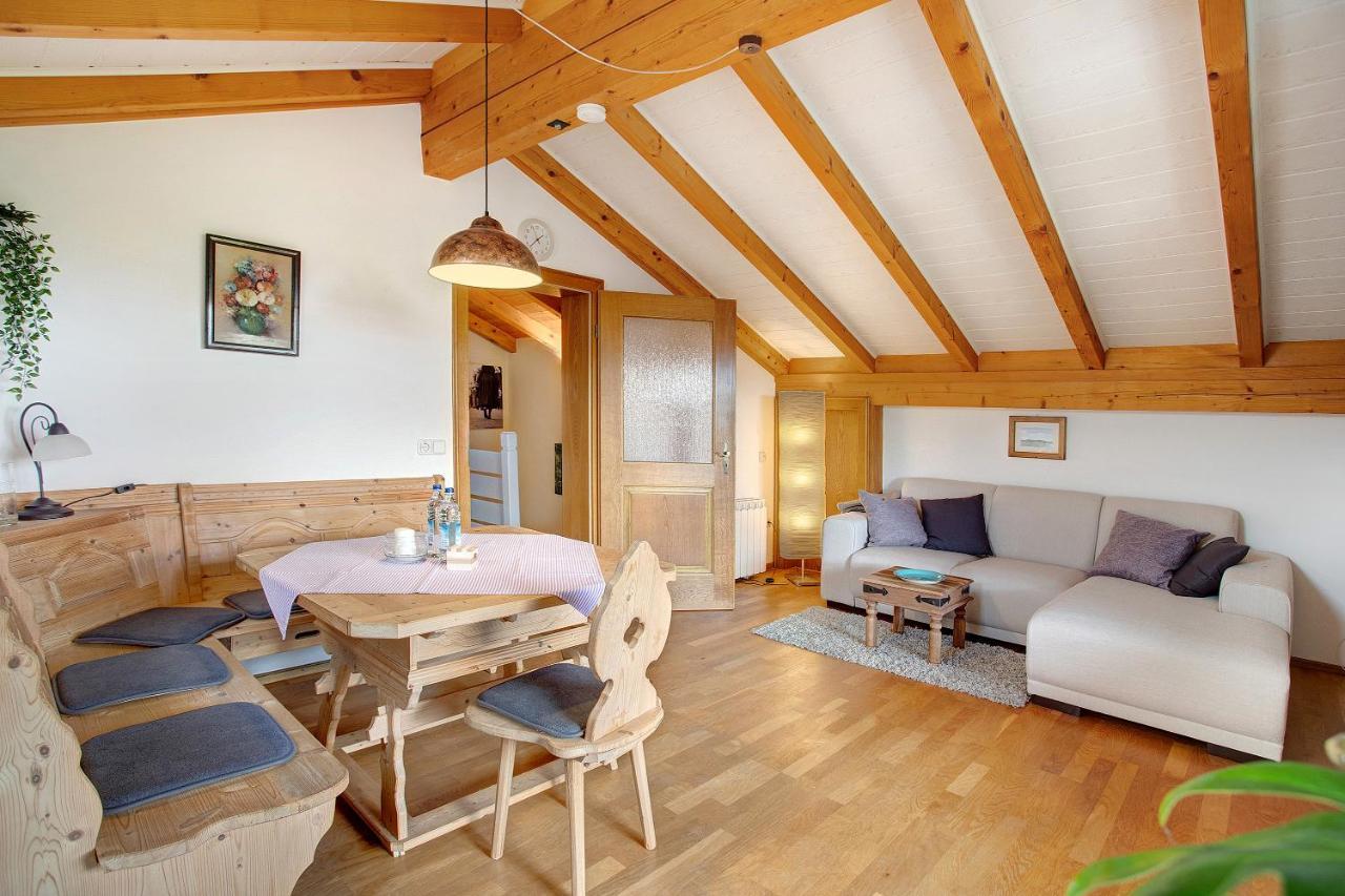 Josys Ferienwohnung Gstadt am Chiemsee Exterior foto